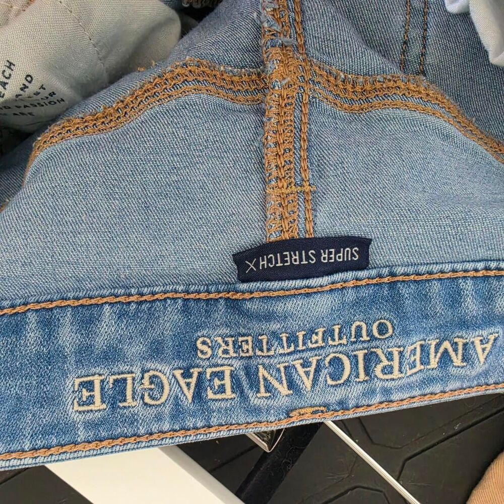 American-eagle Women's Blue Jeans - Picture 3 of 4